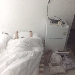 灌醉下药迷昏强奸在线播放
